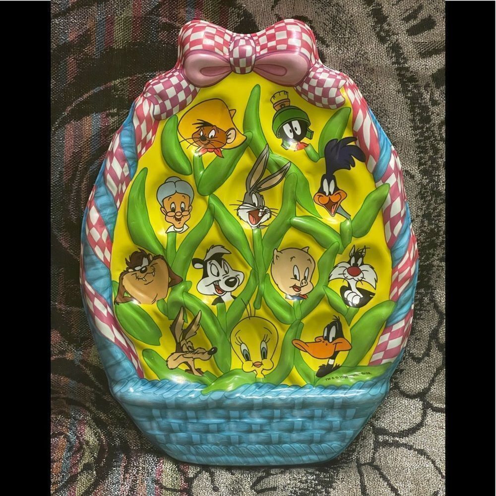 Looney Tunes Easter Tray